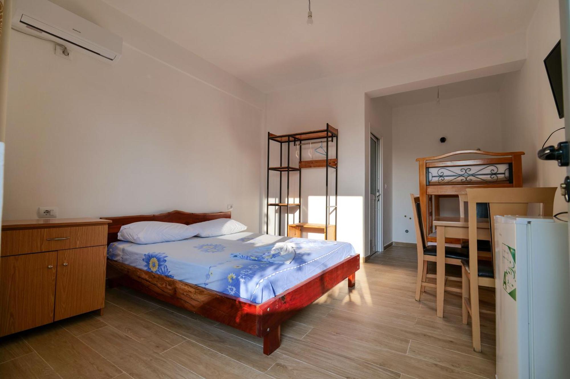 Tropikal Freskia Bunec Sarandë Esterno foto