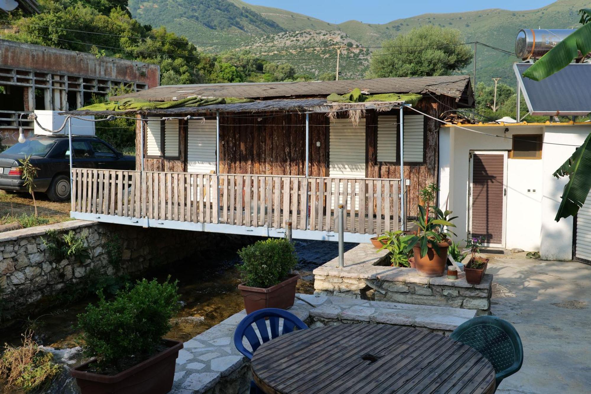 Tropikal Freskia Bunec Sarandë Esterno foto