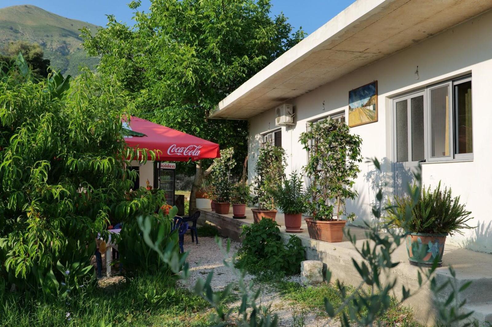 Tropikal Freskia Bunec Sarandë Esterno foto